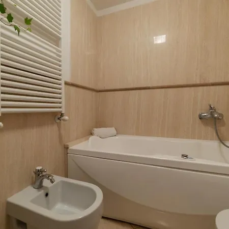 Cisterna - Charme Holidays Rome